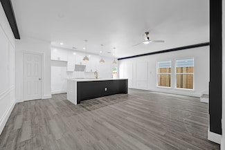 2332 Wavell St, Houston, TX 77088