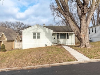 3503 Scott St, Saint Joseph, MO 64507