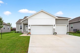 1200 Joshua Dr SE, Bondurant, IA 50035