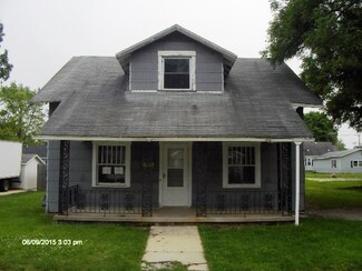 2313 W 8th St, Muncie, IN 47302