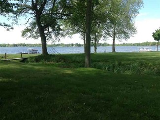 40 Lane 120 Turkey Lake, Lagrange, IN 46761