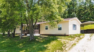 34 Delta Place Rd, Davisville, WV 26142