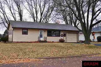 814 Elm St, Nicollet, MN 56074