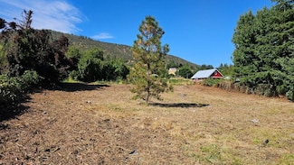 1720 Talent Ave, Talent, OR 97540