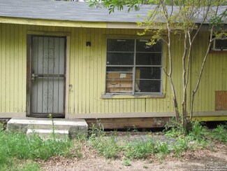 1222 W Wildwood Dr, San Antonio, TX 78201