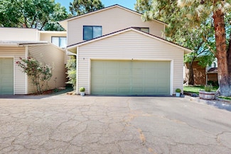 9 Westlake Dr NE, Albuquerque, NM 87112