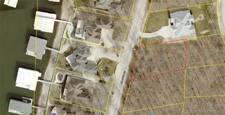 1700 Via Appia Dr, Sunrise Beach, MO 65079