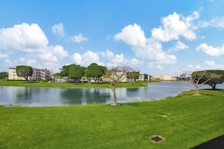 2072 Cornwall D, Boca Raton, FL 33434