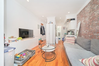 310 E 83rd St Unit 2-C, New York, NY 10028