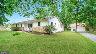 5717 Stump Rd, Pipersville, PA 18947