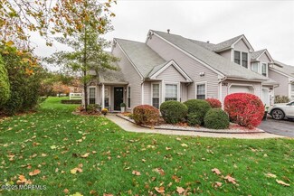 292 Daisy Dr, Freehold, NJ 07728