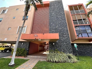 6095 W 19th Ave Unit 320, Hialeah, FL 33012