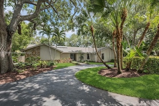 7935 SW 155th St, Palmetto Bay, FL 33157