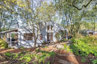6063 Hyland Way, Penngrove, CA 94951