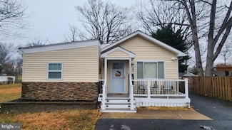 10520 Scaggsville Rd, Laurel, MD 20723