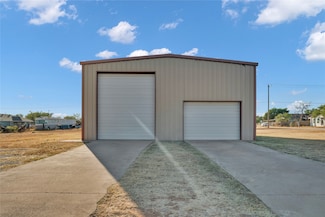 2002 Avenue L, Anson, TX 79501