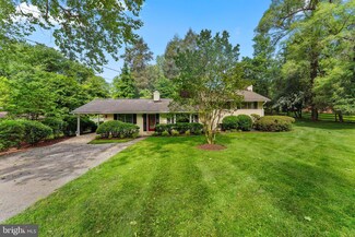 12830 Lacy Dr, Silver Spring, MD 20904