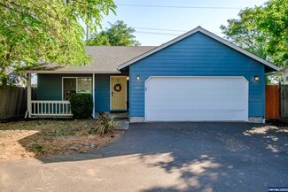 133 SW Wake Robin Ave, Corvallis, OR 97333