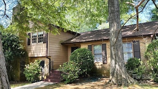 425 Roselawn Place, Charlotte, NC 28211
