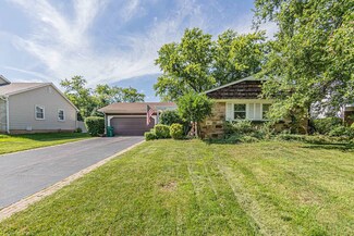 421 Springside Ln, Buffalo Grove, IL 60089