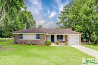 2 E Welwood Dr, Savannah, GA 31419