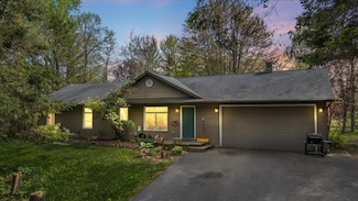 9205 Woehrle Ln, Marshfield, WI 54449