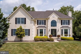 12 Steeple View Ct, Lambertville, NJ 08530