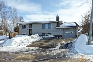 1615 Dolina Cir, Anchorage, AK 99508