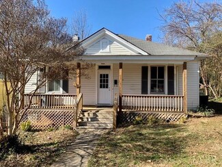 3235 Cary St, Lynchburg, VA 24501