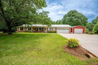 488 Truelove Rd, Cleveland, GA 30528