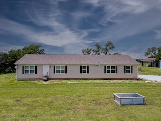19337 71st Rd, Winfield, KS 67156