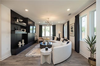 392 Pratt Dr SE Unit 2014, Atlanta, GA 30315