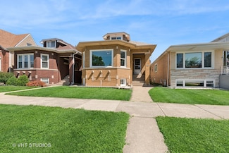 6236 W Cornelia Ave, Chicago, IL 60634