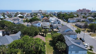1723 Avenue M 1 2, Galveston, TX 77550