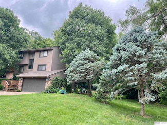 5406 Potter Plaza, Omaha, NE 68152