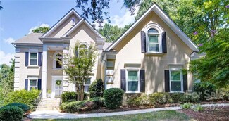 15616 Woodland Ridge Ln, Charlotte, NC 28278