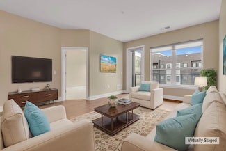 6633 Dale Dr Unit 317, Dublin, OH 43017