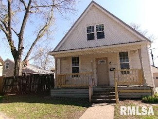 320 Walnut St, Pekin, IL 61554