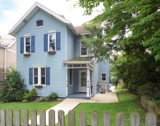 41 Ferry St, Leetsdale, PA 15056