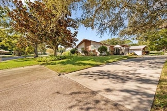 2100 Shelly Dr Unit B, Palm Harbor, FL 34684