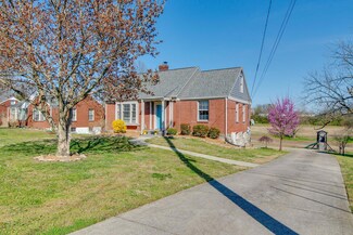 519 Skyview Dr, Nashville, TN 37206