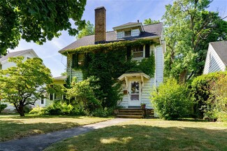 41 Lanark Crescent, Rochester, NY 14609
