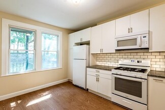 42 Deckard St Unit 1, Dorchester, MA 02121