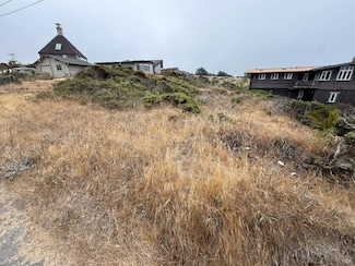 230 Miwok Rd, Bodega Bay, CA 94923