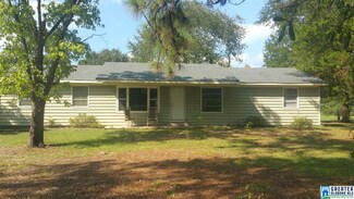 5199 Shady Crest Rd, Adamsville, AL 35005
