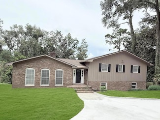 2316 Riverhill Dr, Valdosta, GA 31602