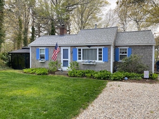 9 Bayberry Ln, South Dennis, MA 2660