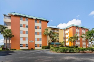 200 Pebble Beach Blvd Unit 105, Naples, FL 34113