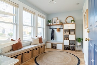 15 Pembroke St Unit 15, Quincy, MA 02169