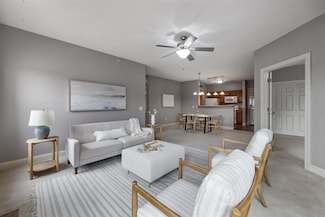 600 Grandview Ct Unit 618, Iowa City, IA 52246